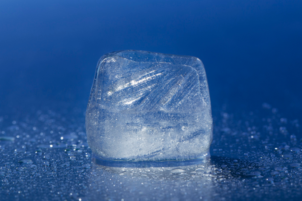 Freezer da geladeira congelando: o que pode ser? 6 gelo