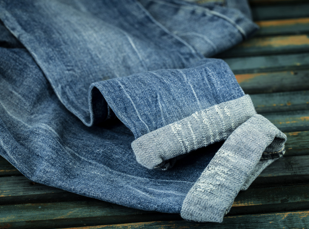 Como tingir roupas desbotadas para ficarem novas? 6 tingir roupas desbotadas